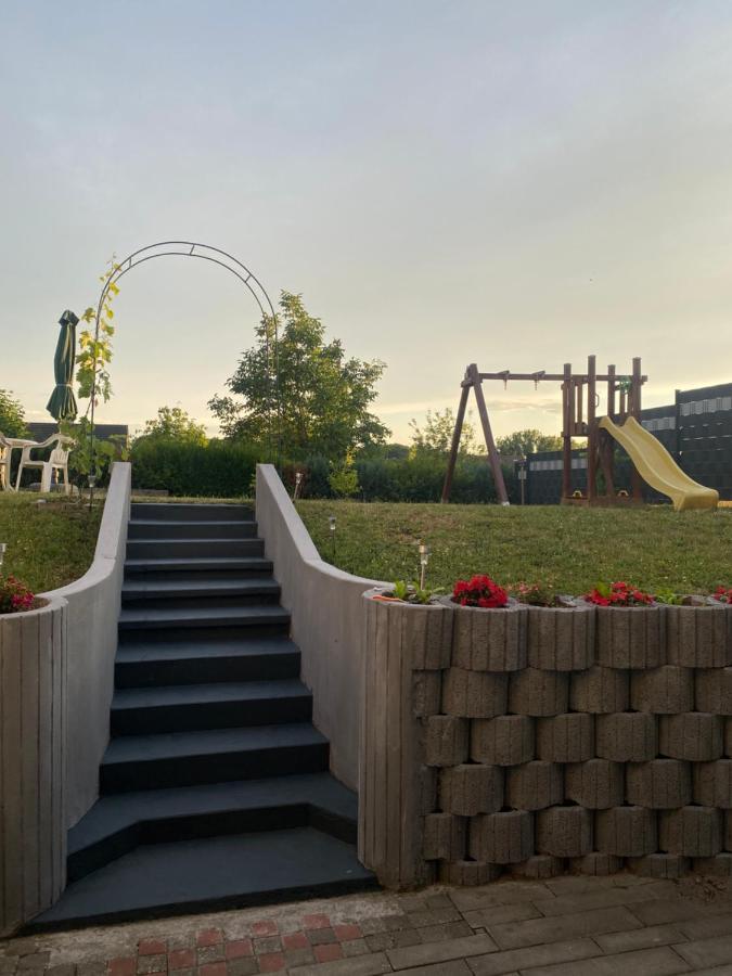 Schoene Grosse Ferienwohnung Im Mittelrheintal Nahe Loreley Bornich Zewnętrze zdjęcie